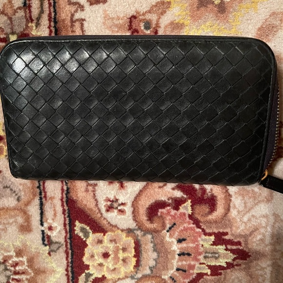 🍁SOLD🍁Bottega Veneta Black Intrecciato Leather Wallet - Picture 10 of 13